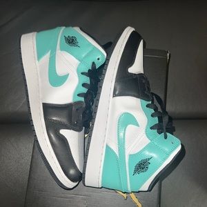 Jordan 1s